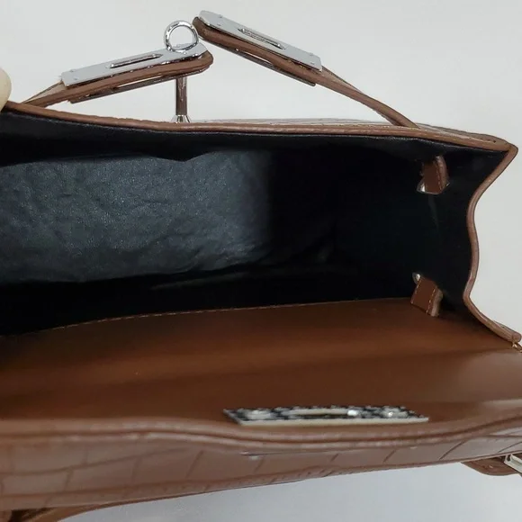 NEW BROWN CROC EMBOSSED FAUX LEATHER SMALL SATCHEL CROSSBODY BAG - Picture 3 of 13